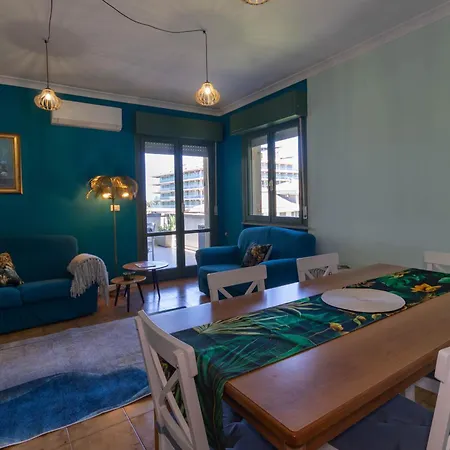 97a - Elegante In Fronte Mare شقة سيلفي مارينا